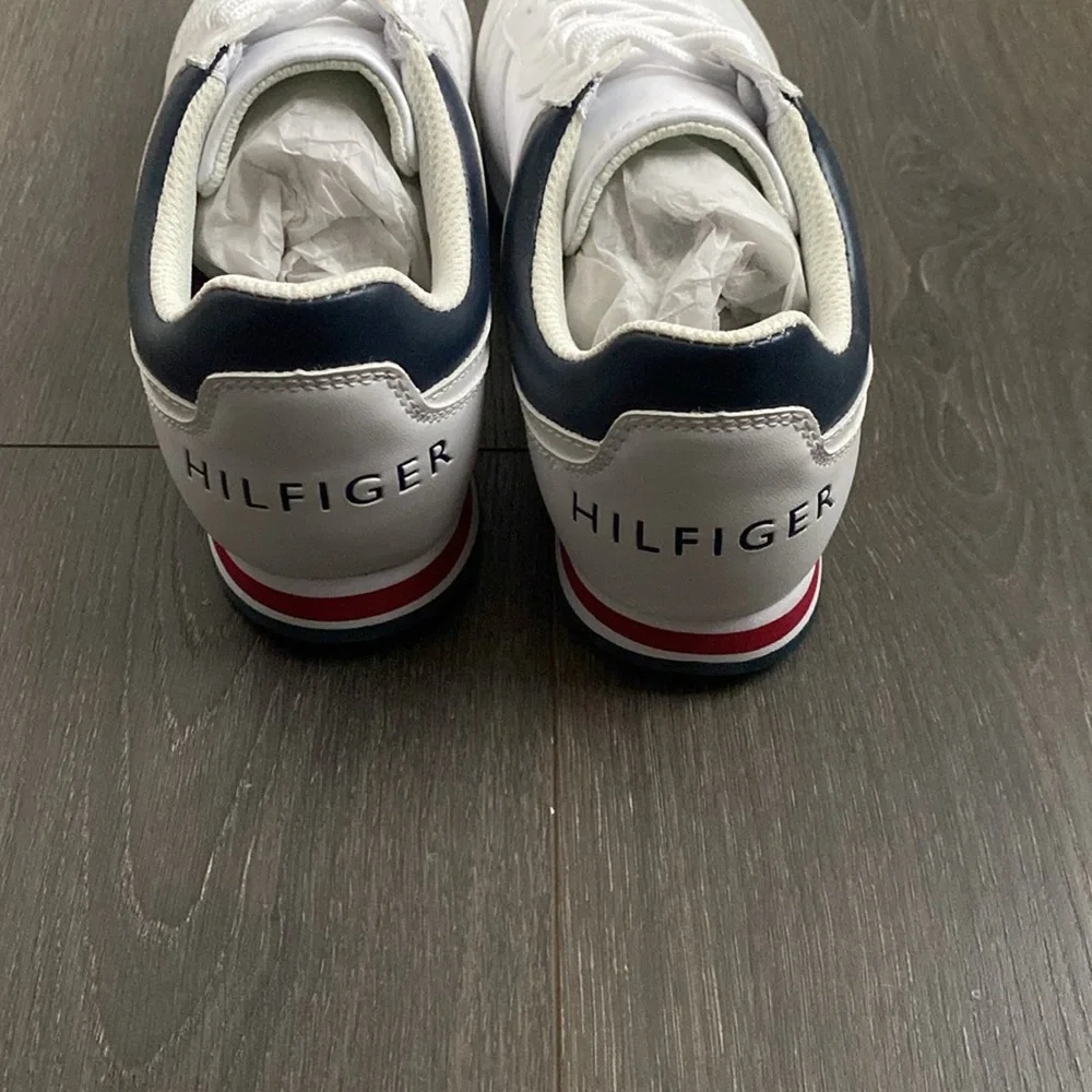 Tommy Hilfiger Sneakers women size 7.5M Brand New No original box availa… - Picture 5 of 8